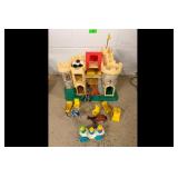 Mixed lot of vintage toys