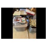 Mixed lot of assorted storage items