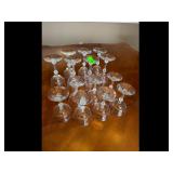 Stemmed Wine Glasses Set