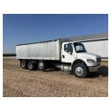 Tandem grain truck with one live, one lift, tag