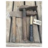 Axe, bead breaking tool, splitting wedge