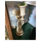 Statue Vase