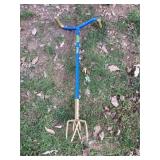 Garden Claw