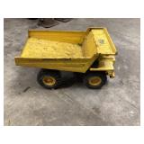 Caterpillar Dump Truck