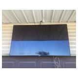 Samsung TV 64" with Remote