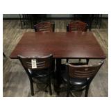 Dining Table and 4 Chairs 48? x 30?