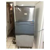 Scotsman Ice Machine WORKS 30 1/2" x 36" x 74"