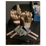Knives & pie servers