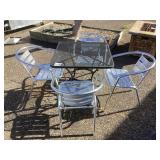 Table and 4 Chairs 30"x30"