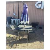 Table 4 chairs And Umbrella 36" x 36"
