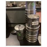 16 Soup Pans w/ 6 Lids