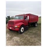 IH 4900 Truck