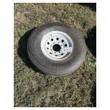 Gladiator st235/85R16 like new