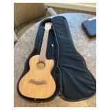 Hricane UKSD-02 Ukulele