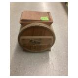 Butter Churn missing handle & paddles 14ï¿½ tall