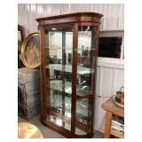 Curio Cabinet lighted with curbed Sides 80ï¿½ tall