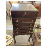 Mahogany queen Ann style chest