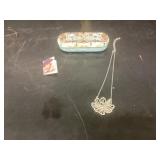 Brighton sunglasses & necklace