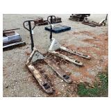 (2) Pallet Jack Donï¿½t Work
