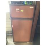 Westinghouse Refrigerator and Freezer 30ï¿½ W x 24ï¿½