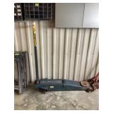 2 Ton Floor Jack Needs cylinder