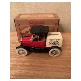 Ertl Collectibles 1918 Ford Runabout Bank with