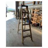 Step ladder 6ft