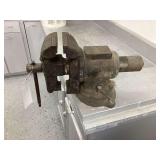 Bench Vise 5” Jaw