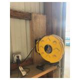 Retractable 3 Plug Power Cord