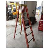 6’ Fiberglass Step Ladder