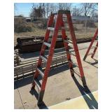 Twin step ladder - 6 ft