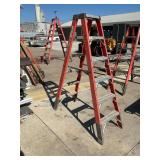 Twin step ladder - 6 ft