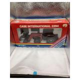 Ertl Case International 2294 1/32 Scale Tractor