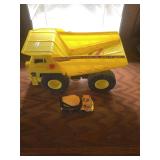 Matchbox Mining Co. MBX 01 Dump Truck and Cement Truck Diecast