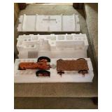 Very rare Franklin Mint Farmall Harvest Hollow Diecast Tractor and Wagon