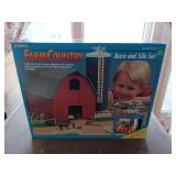 Ertl Farm Country Barn and Silo Set