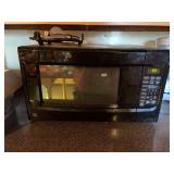 General Electric Countertop Microwave Oven, Model JES1460DS3BB