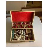 Jewelry Box w/costume jewelry