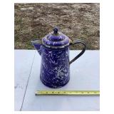 Enamelware Coffee Pot with Lid Splash