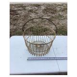 Metal Wire Gathering Basket