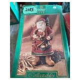 Christmas on Mainstreet Old World Santa Hand Painted Figurine