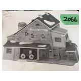 Department 56 Janne's Mullet Building Retired