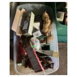 Assorted Holiday Decor