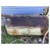 Wrought iron Bath Tub w/ 4 feet