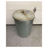 Trash Can with misc