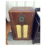 Floor Model Tube Radio