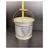 Falls City Minnow Bucket with Lid