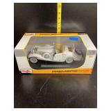 Maisto Premiere Edition 1/18 Scale