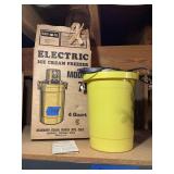 Richmond Cedar Works Electric Ice Cream Freezer Model 71