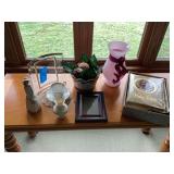 Assorted Household Decorative Items